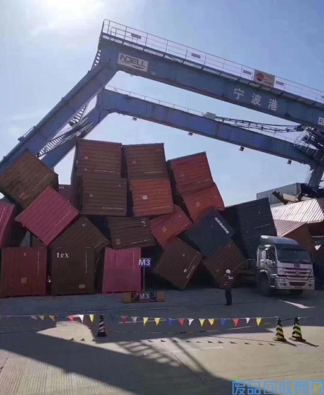 宁波港集装箱拖车